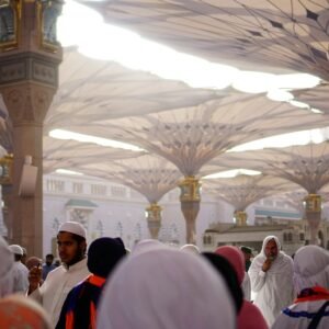 dinar_aulia-masjid-nabawi-5515745_1920